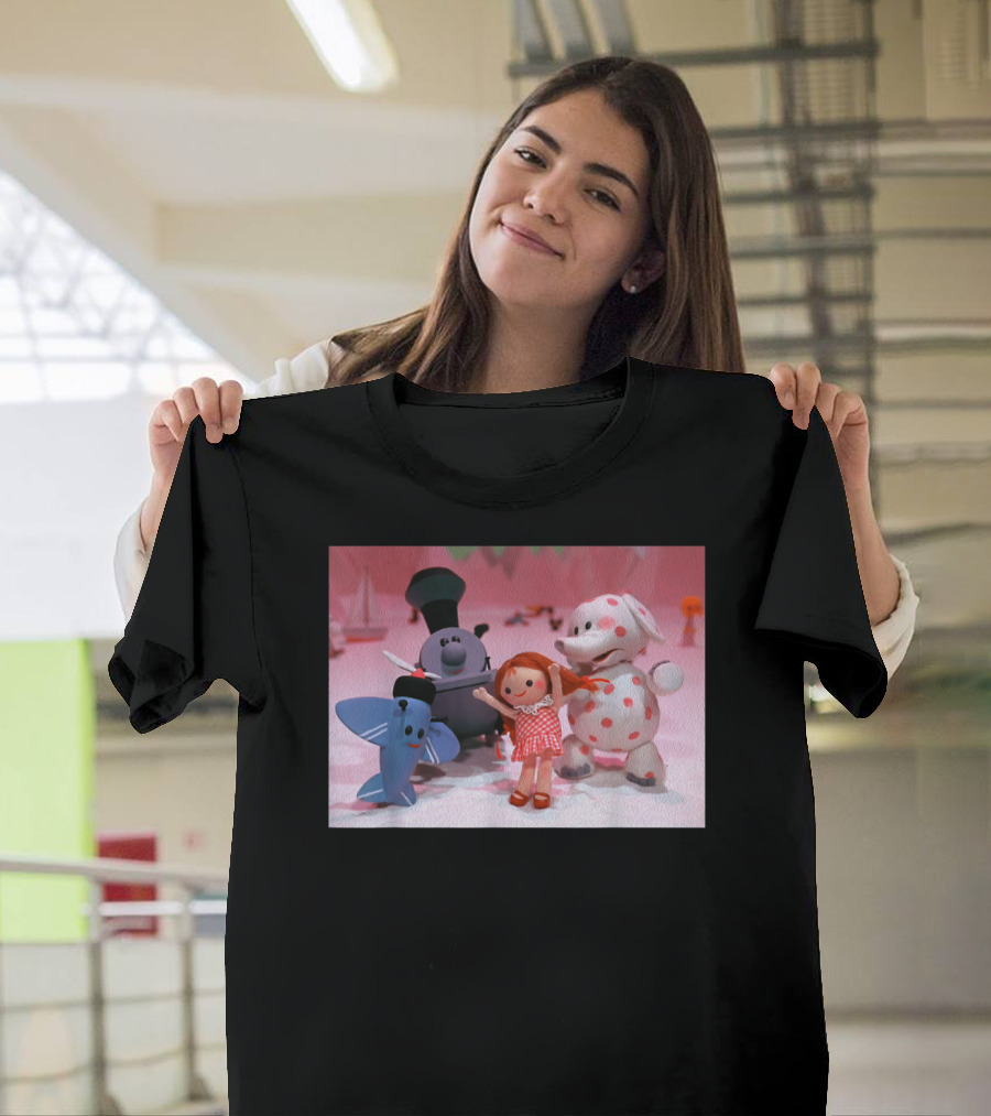 Island of Misfit Toys Christmas Special Characters Scene T-Shirt