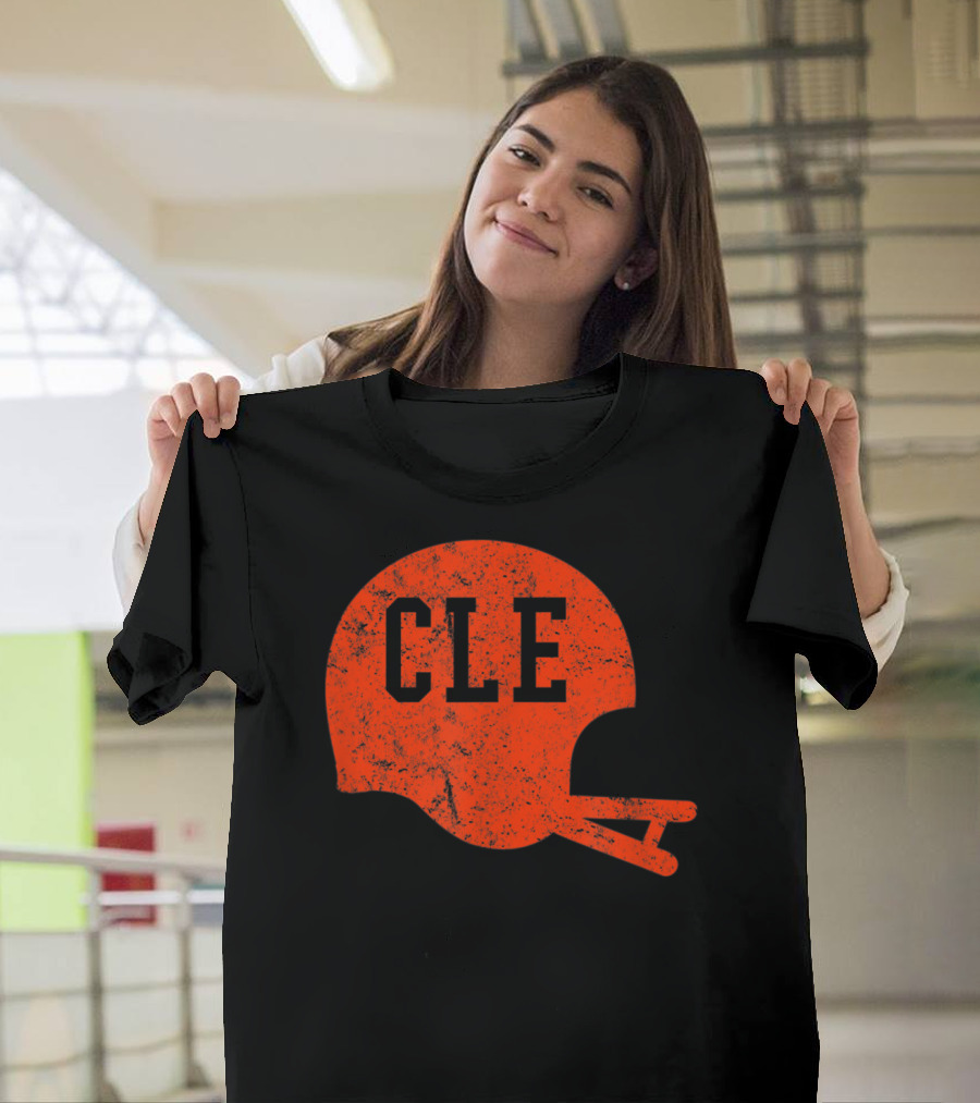 Cleveland Ohio Football CLE Vintage Helmet T-Shirt