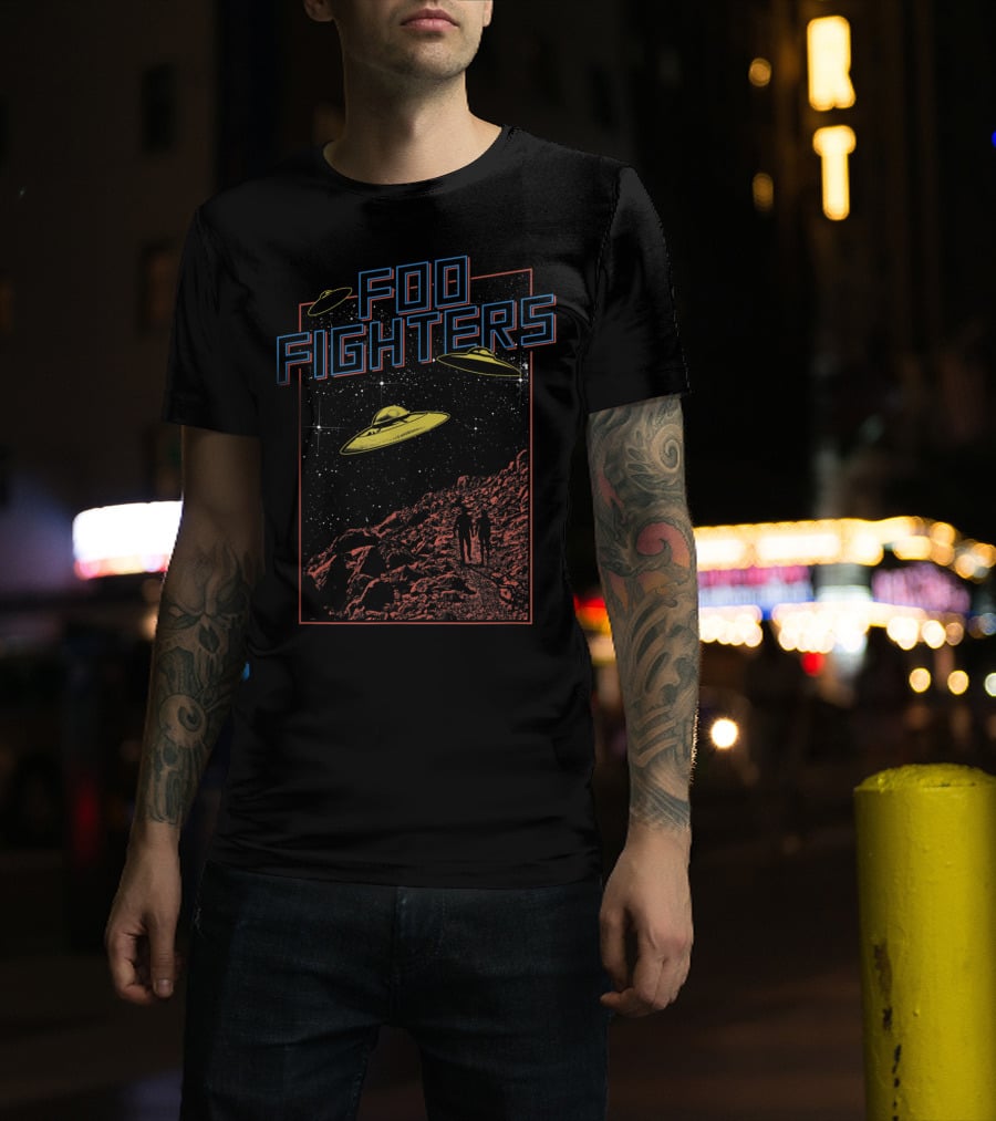 Foo Fighters UFO And Space Scene With Astronauts And Starry Sky T-Shirt