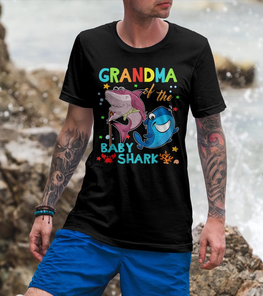 Grandma Of The Baby Shark With Colorful Cartoon Sharks And Sea Creatures T-Shirt