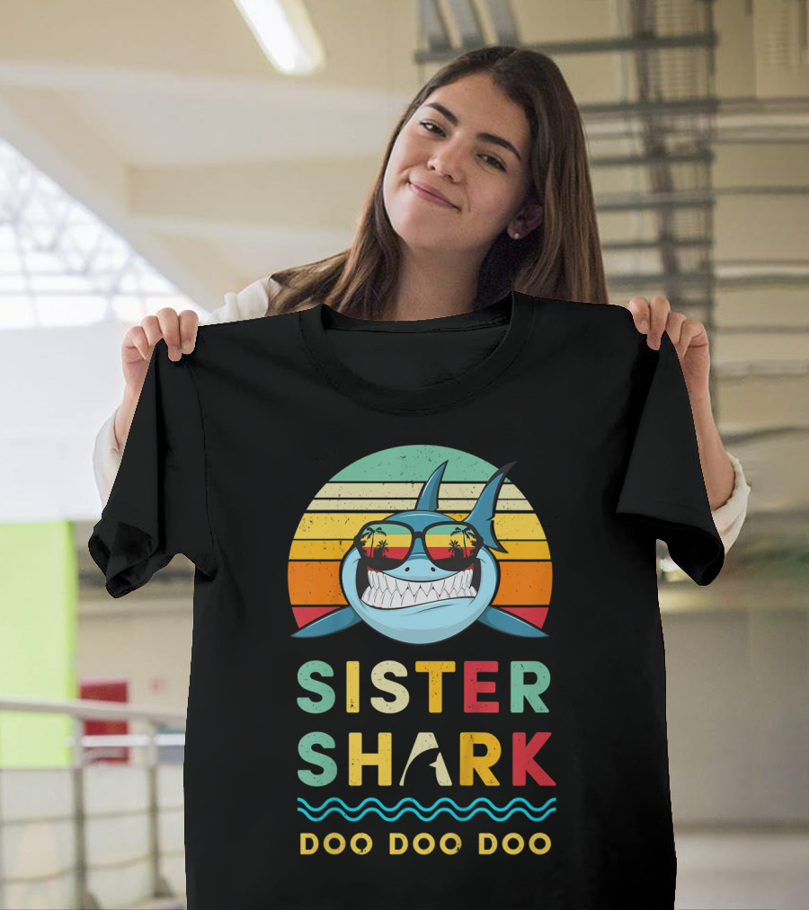 Sister Shark Doo Doo Doo Kids Toddlers Girls Retro Shark Sunglasses T-Shirt