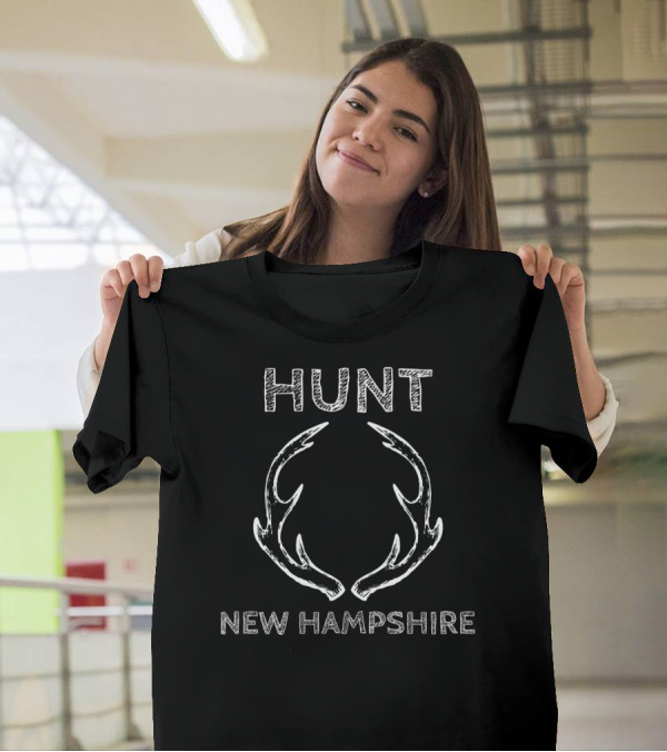 Hunt New Hampshire Deer Antlers T-Shirt