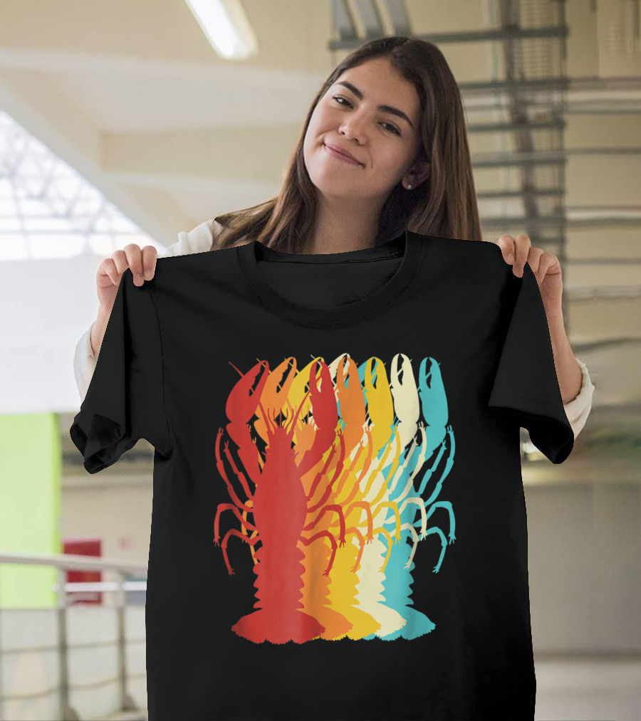 Retro Crawfish Rainbow Cajun Crayfish Novelty T-Shirt