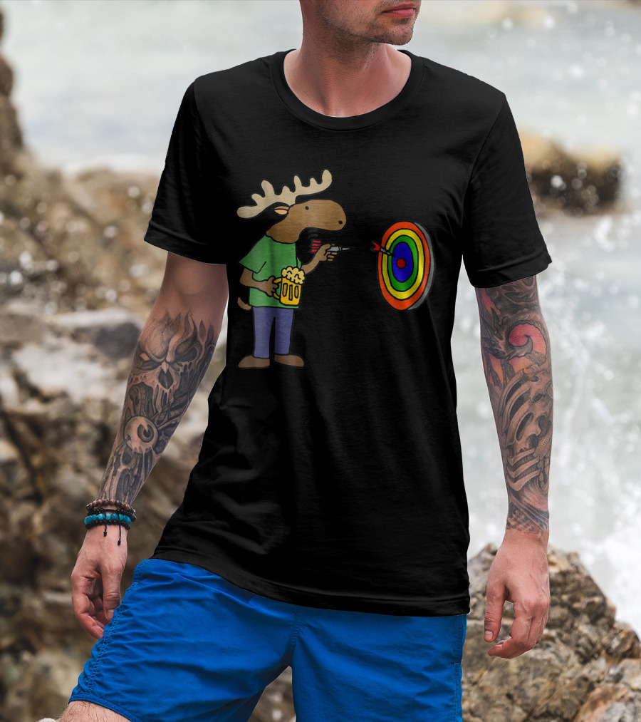 SmileteesHob Funny Moose With Beer Throwing Darts At Colorful Target T-Shirt