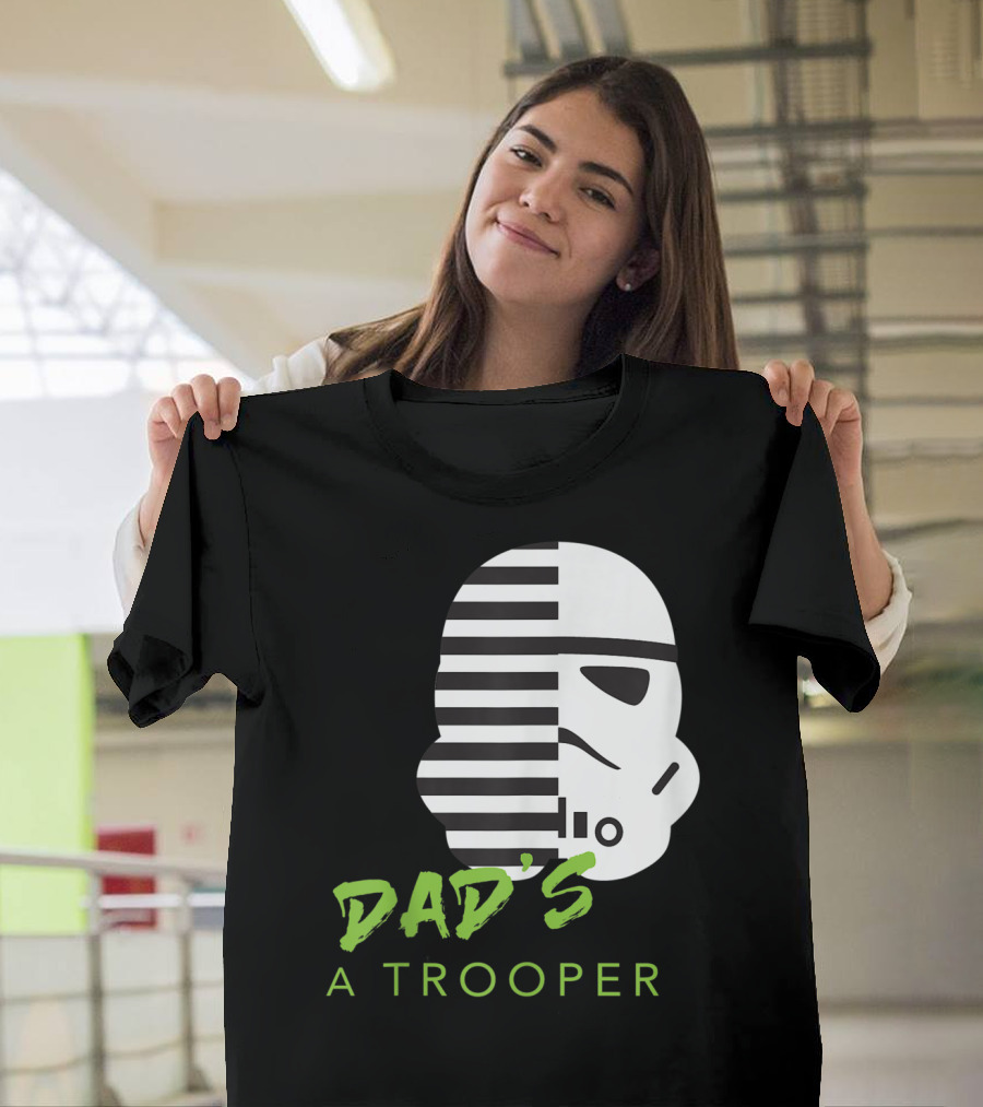 Star Wars Stormtrooper Dad's a Trooper Black and White Helmet T-Shirt