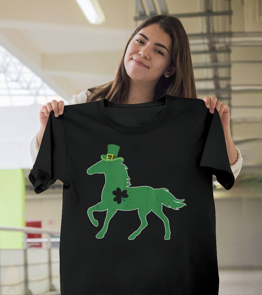 Funny Green Horse with Shamrock St Patrick's Day T-Shirt