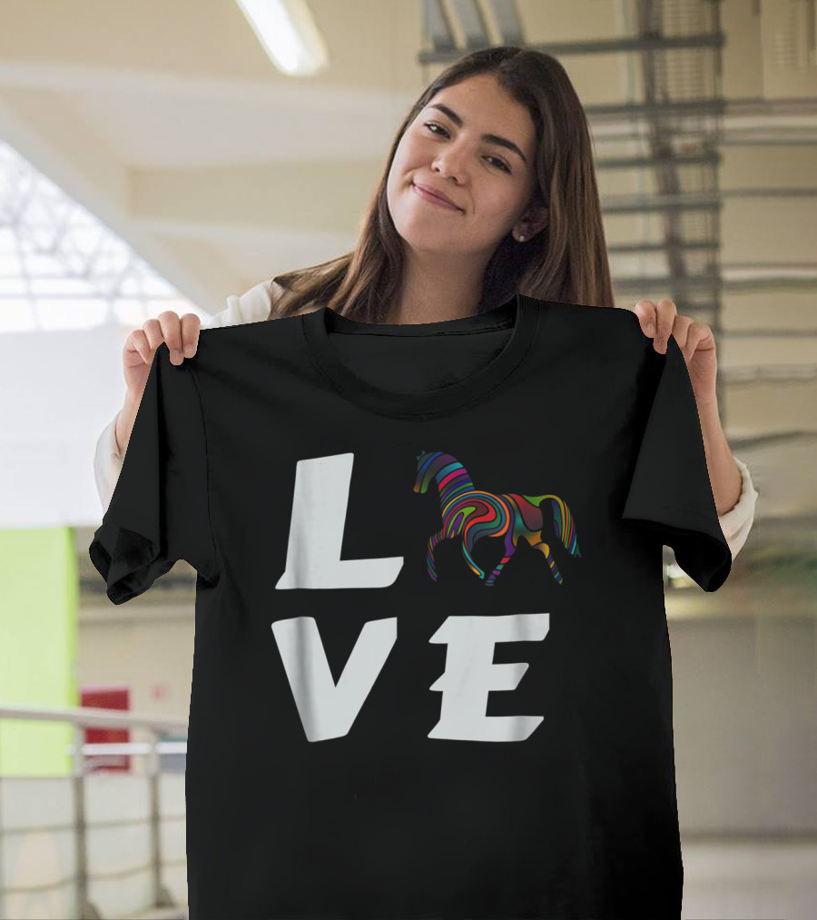 LOVE Girls Love Horses Colorful Horse T-Shirt