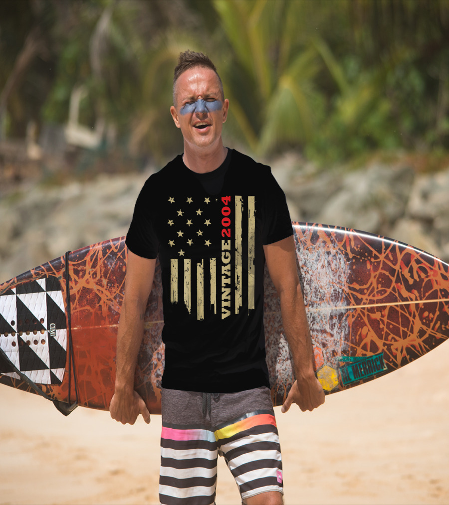 Vintage 2004 American Flag Birthday Gift T-Shirt