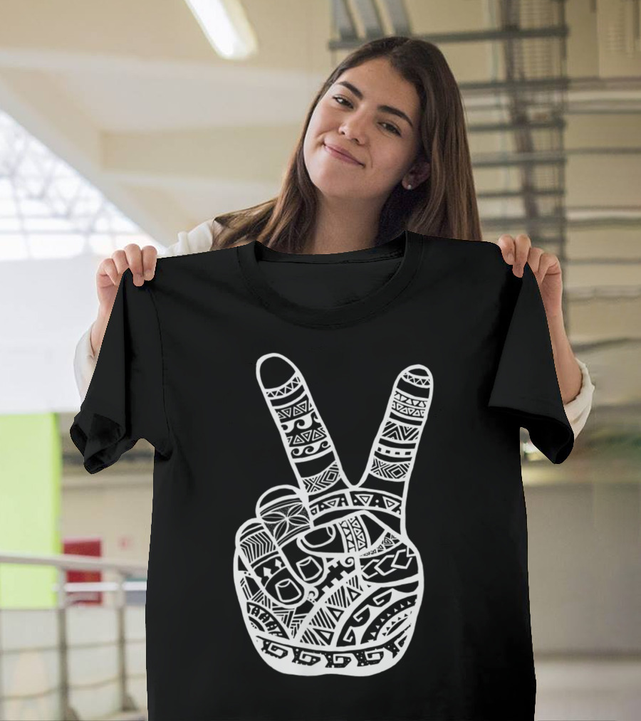 Boho Tiki Tattoo Polynesian Peace Sign Hand T-Shirt