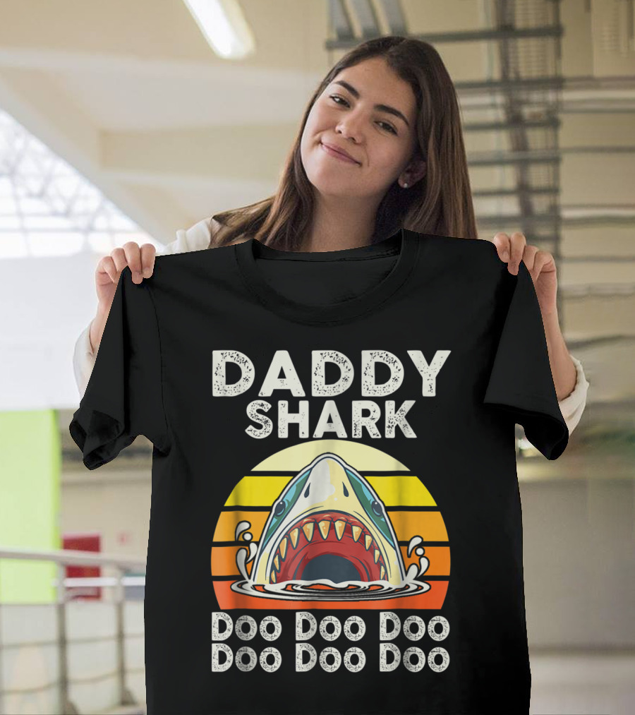 Daddy Shark Doo Doo Doo Doo Doo Doo Funny Sunset Shark Face T-Shirt