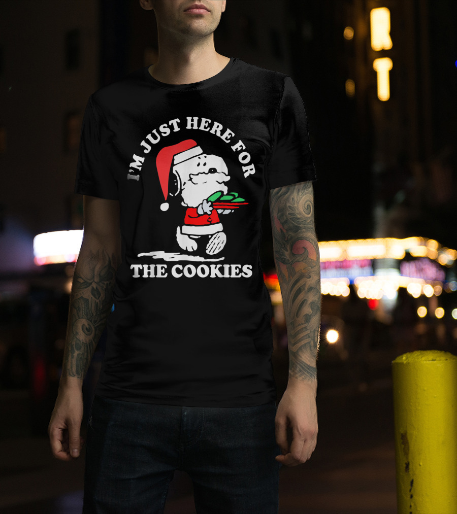 I'm Just Here For The Cookies Santa Hat Dog Carrying Christmas Cookies T-Shirt