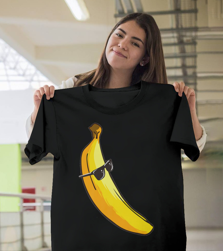 Funny Giant Long Yellow Banana Wearing Summer Sunglasses T-Shirt