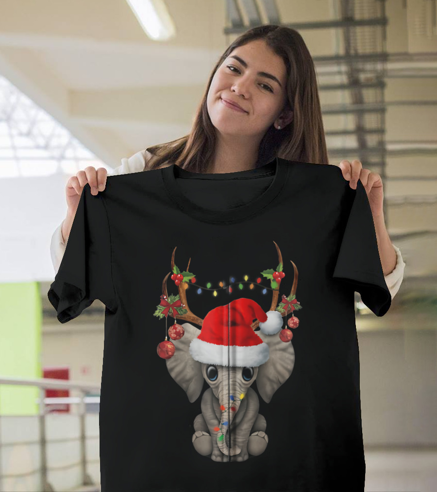 Funny Elephant Santa Hat Reindeer Christmas Lights T-Shirt