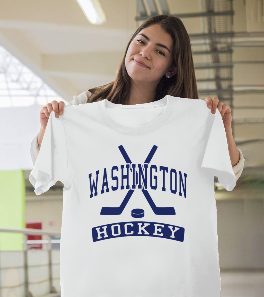 Washington Hockey Vintage Ice Hockey Crossed Sticks Puck T-Shirt