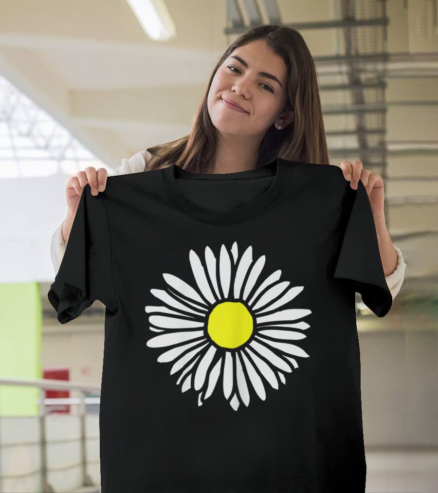 Blooming Daisy Flower T-Shirt