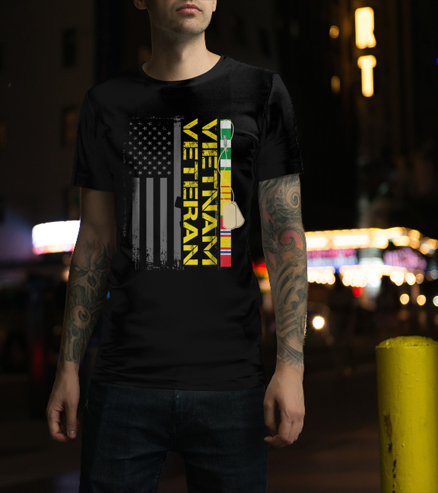 Vietnam Veteran US Flag Dog Tags Vietnam War T-Shirt