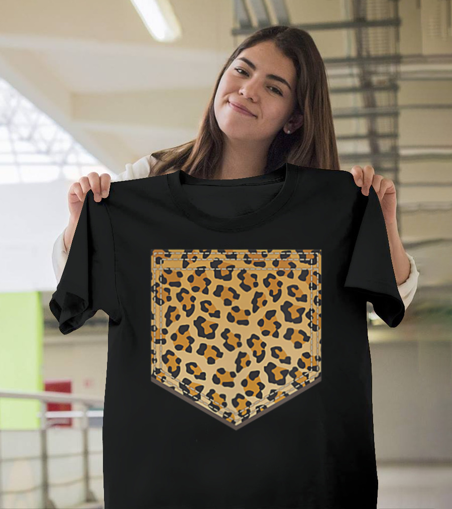 Leopard Print Pocket Cool Animal Lover Cheeta T-Shirt