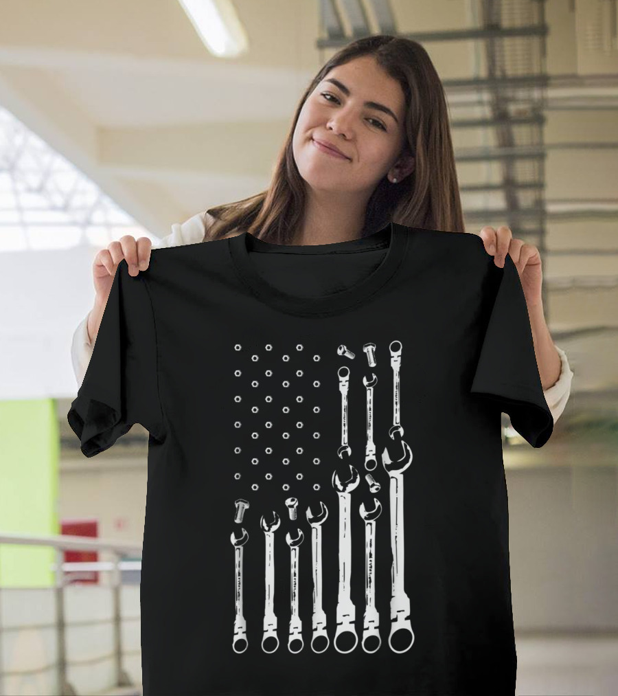 Mechanic Tools American Flag Patriotic USA T-Shirt