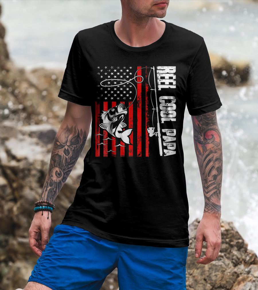 Reel Cool PAPA Fishing Lover American Flag T-Shirt