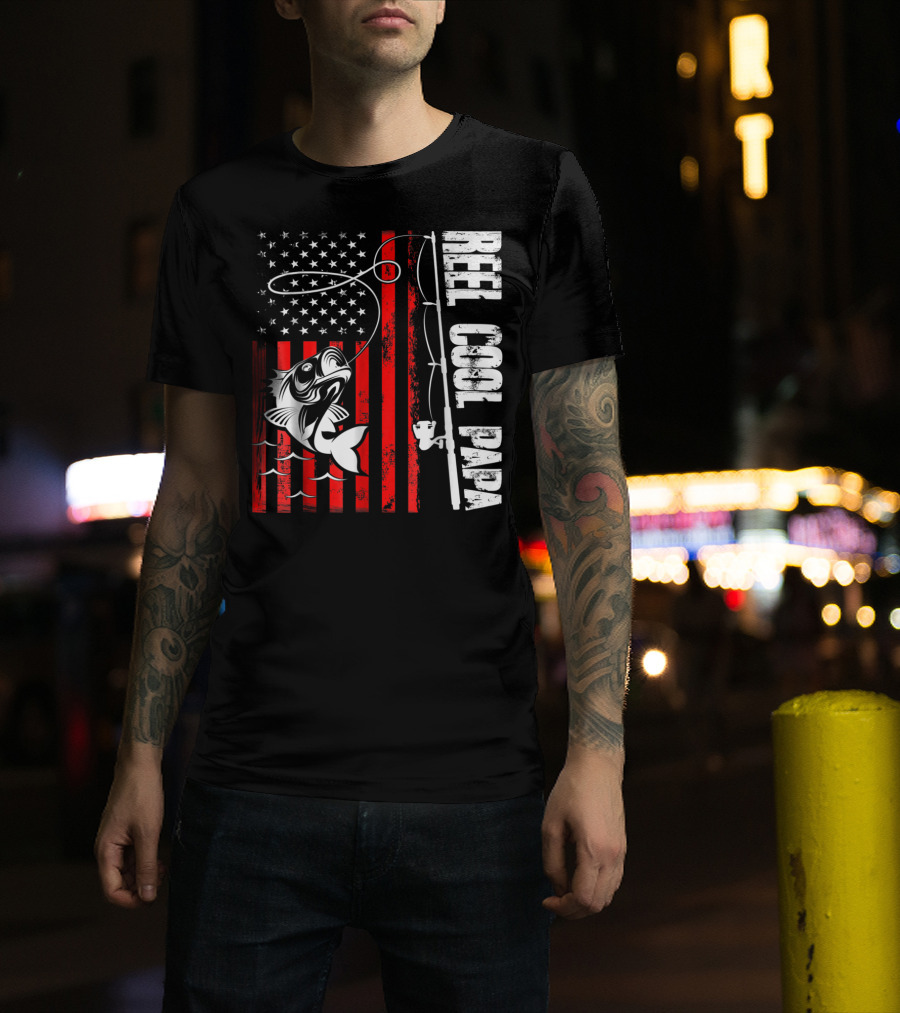 Reel Cool PAPA Fishing Lover American Flag T-Shirt