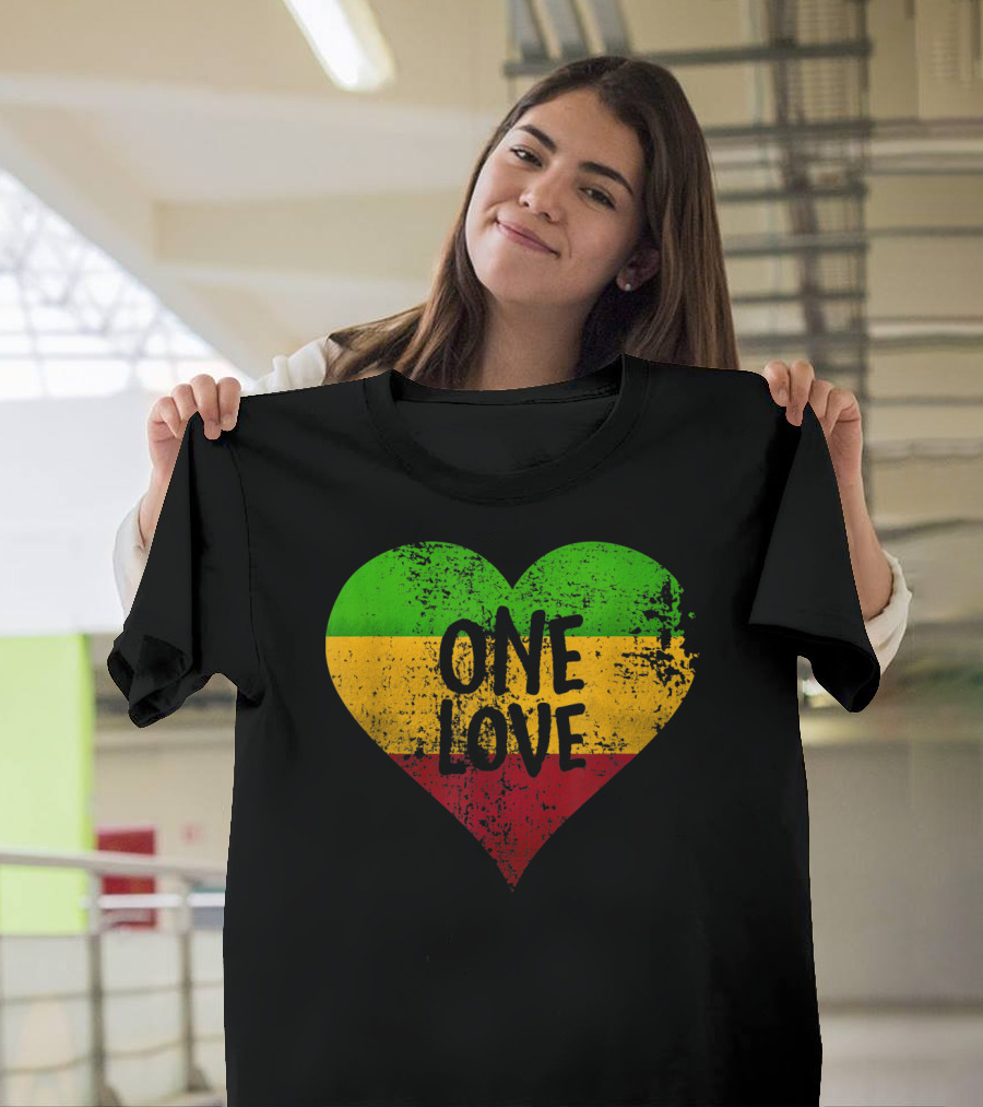 One Love Heart Rastafari Colors Jamaica T-Shirt