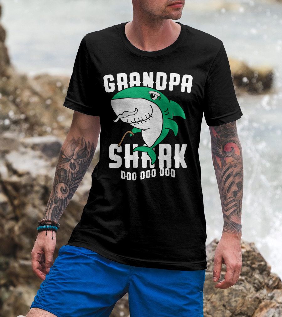 Grandpa Shark Doo Doo Doo Halloween Chr Dad Grandfather T-Shirt