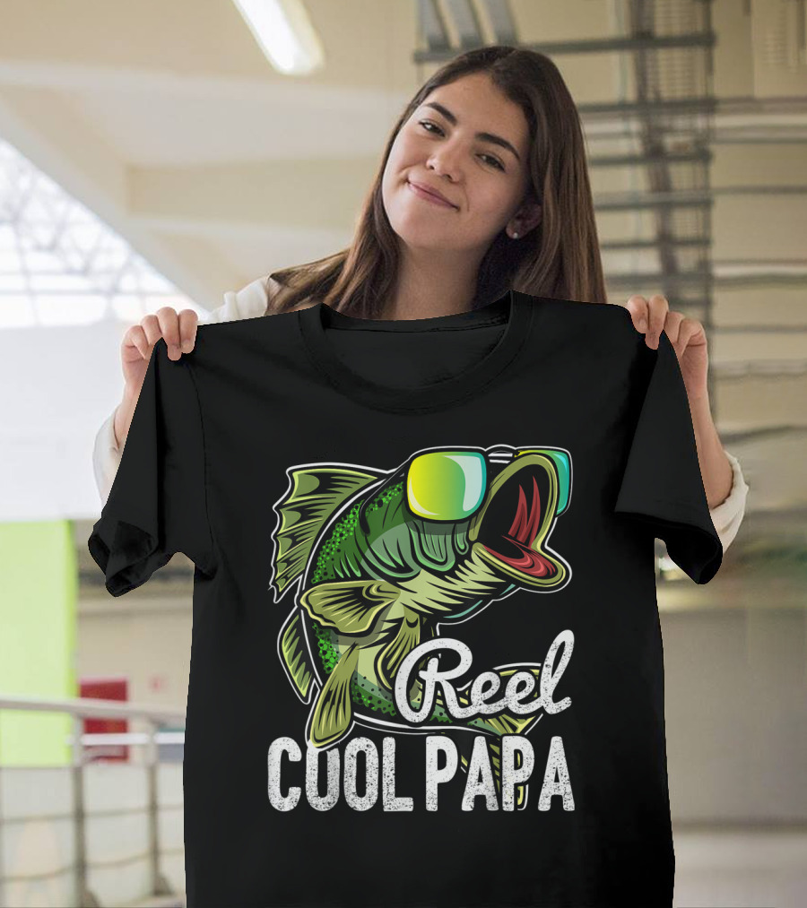 Mens Reel Cool Papa Fishing Sunglasses Father's T-Shirt
