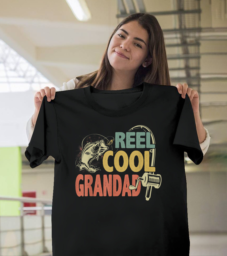 Reel Cool Grandad Retro Vintage Fishing T-Shirt