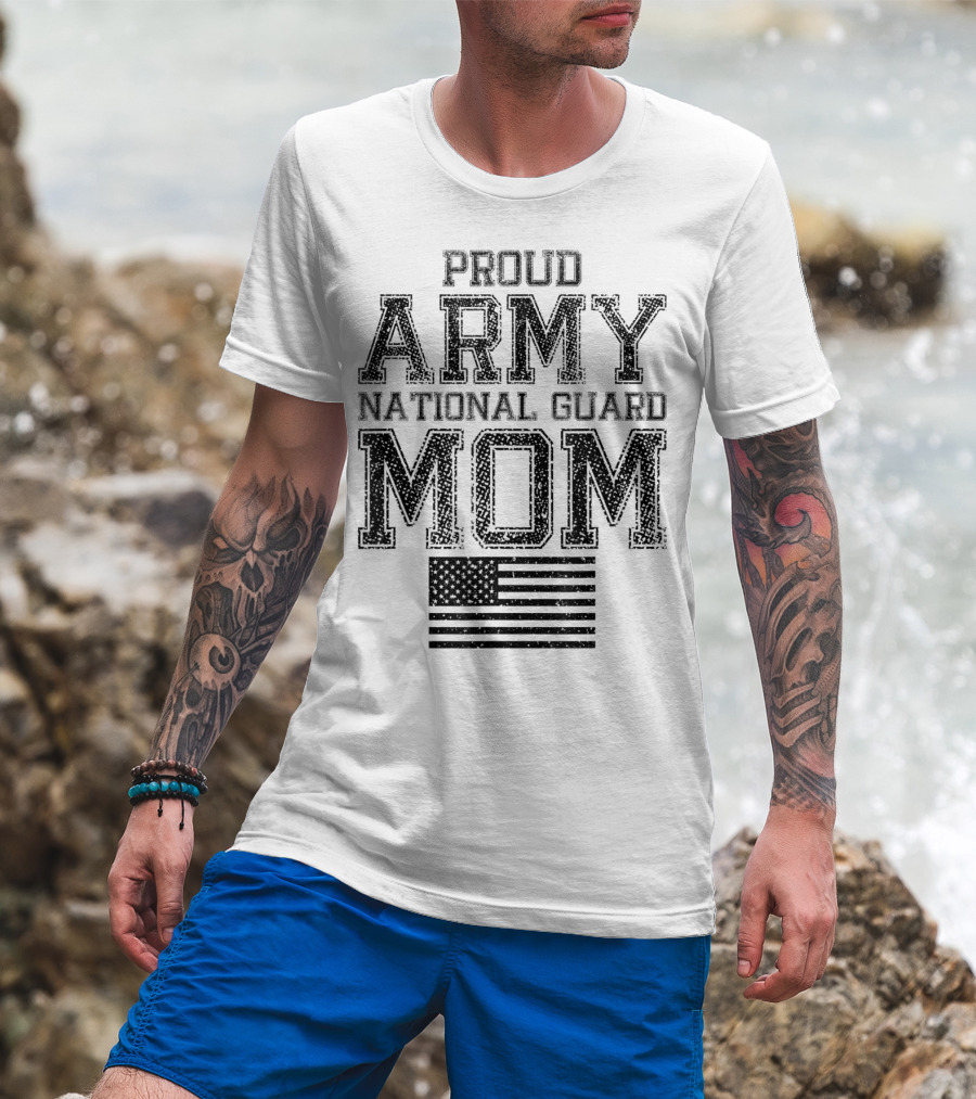 Proud Army National Guard Mom American Flag US Military T-Shirt