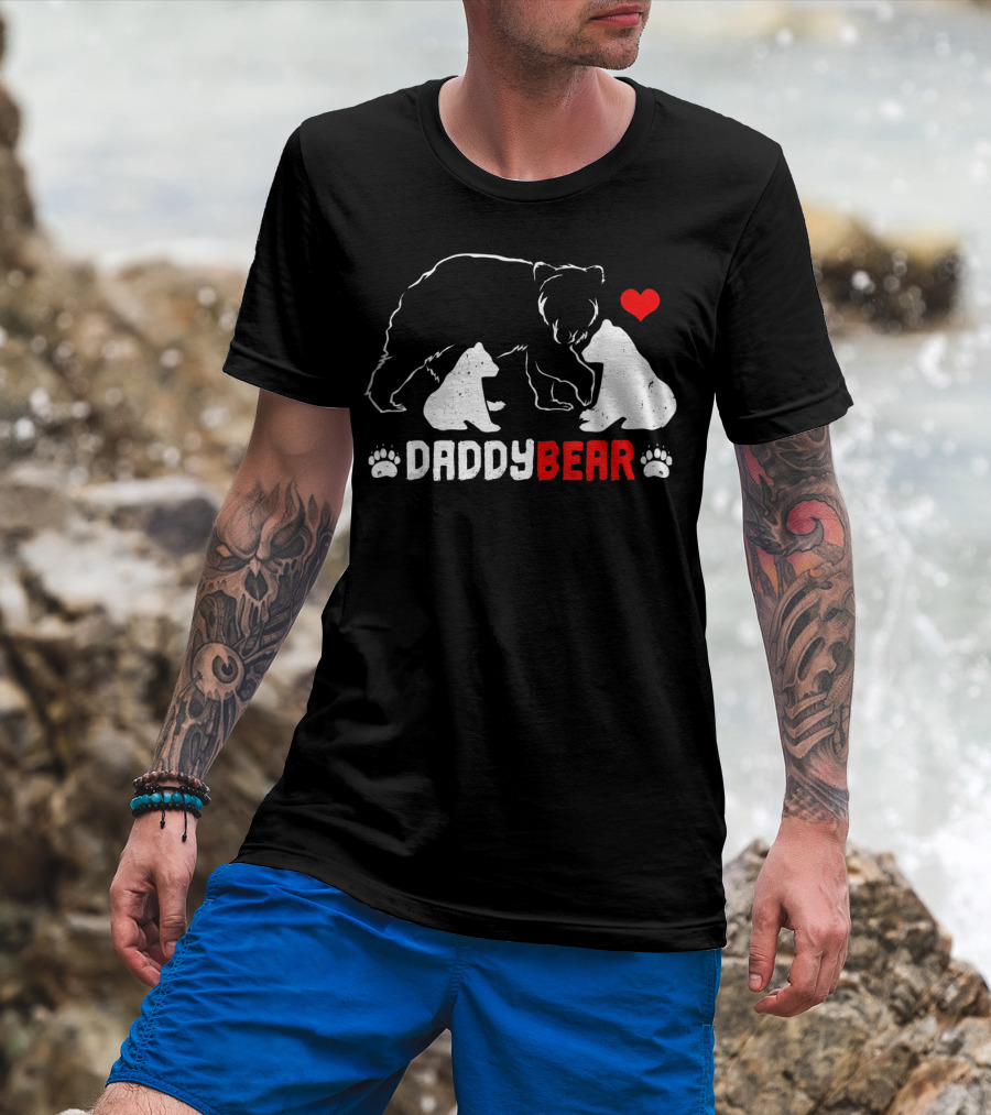 DADDY BEAR Two Cubs Heart Paw Prints T-Shirt