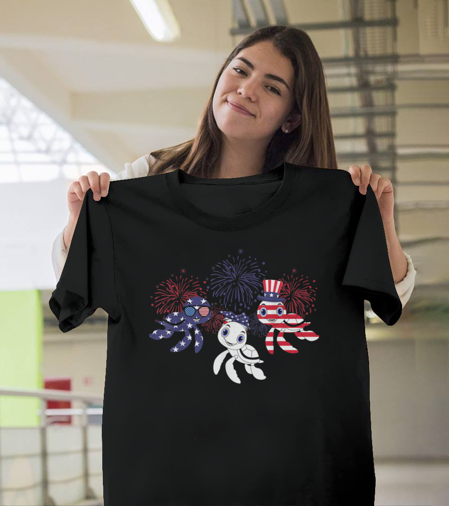 Red White Blue Turtles USA Flag Firework Patriotic 4th Of July T-Shirt