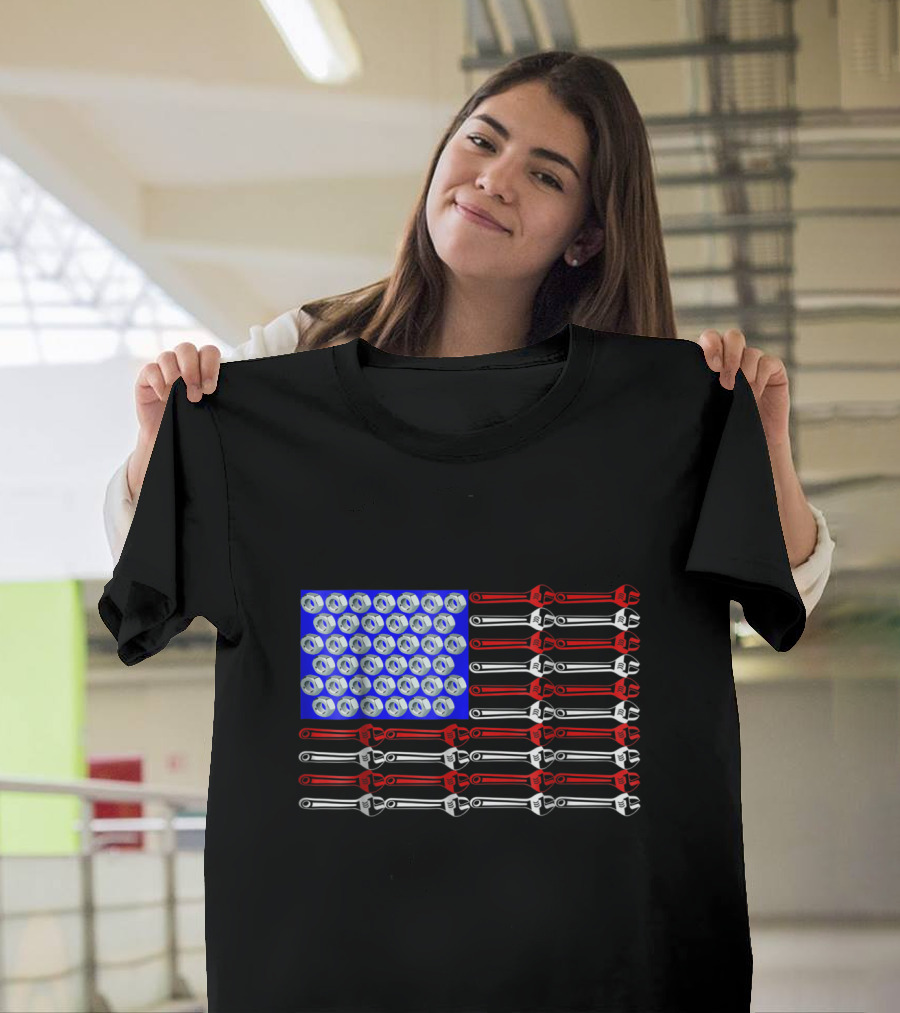 Mechanic Proud American Patriotic USA Flag with Wrenches and Nuts T-Shirt