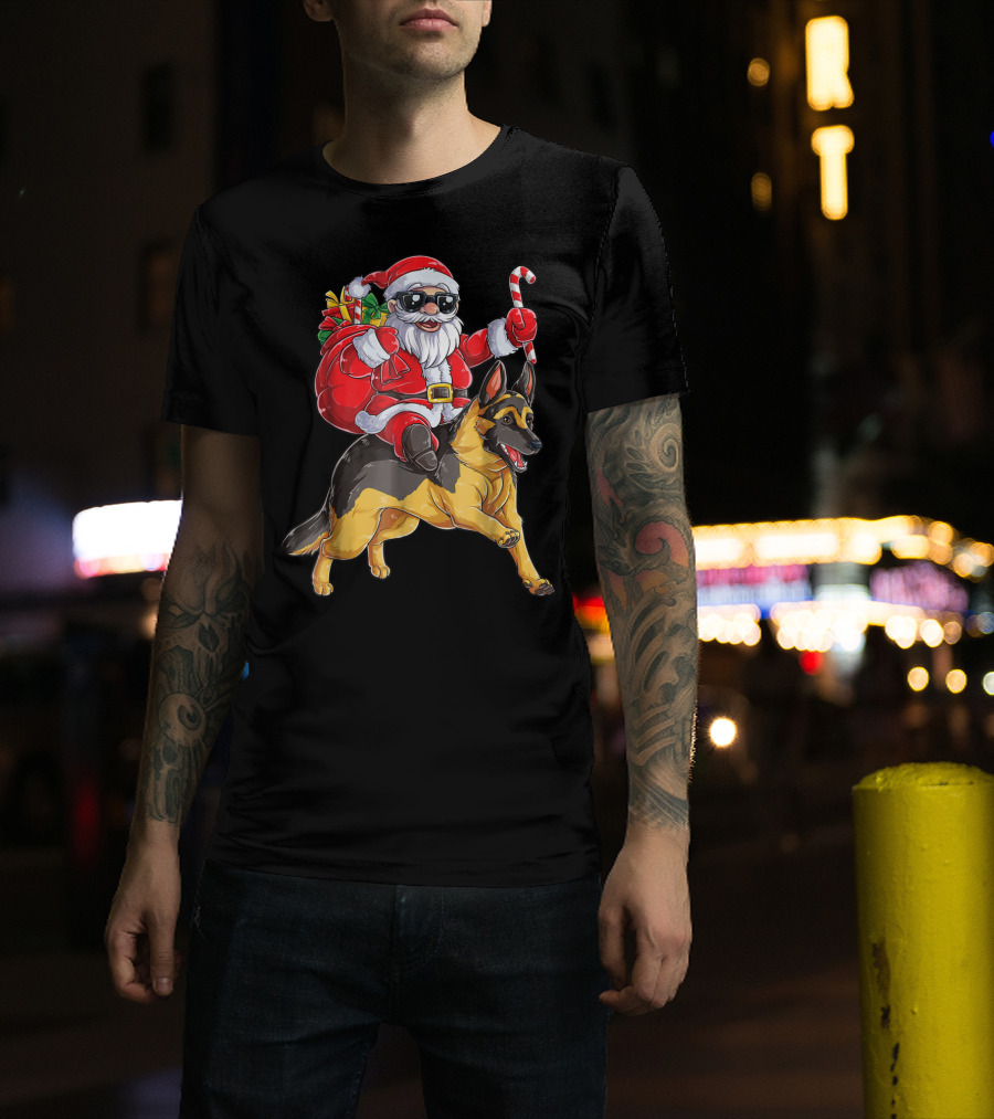 German Shepherd Christmas Santa Claus Riding With Candy Cane Woofmas T8 T-Shirt