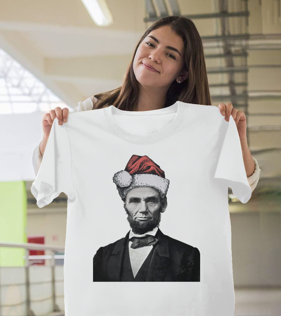 Abraham Lincoln Santa Hat T-Shirt