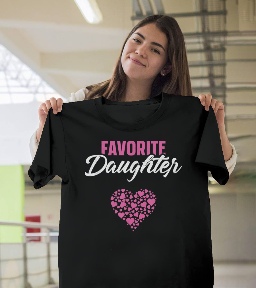 FAVORITE DAUGHTER Heart Pattern Mother's Day T-Shirt