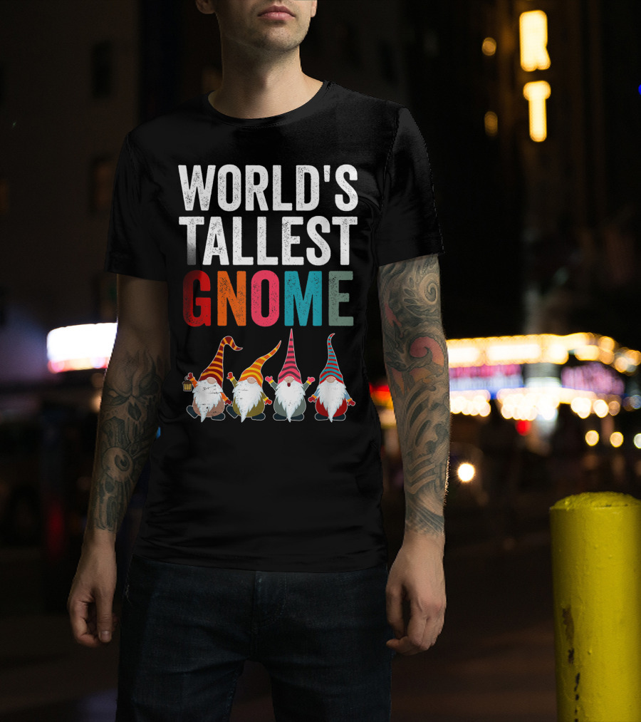 World's Tallest Gnome Christmas Lovers Funny Gnomes T-Shirt