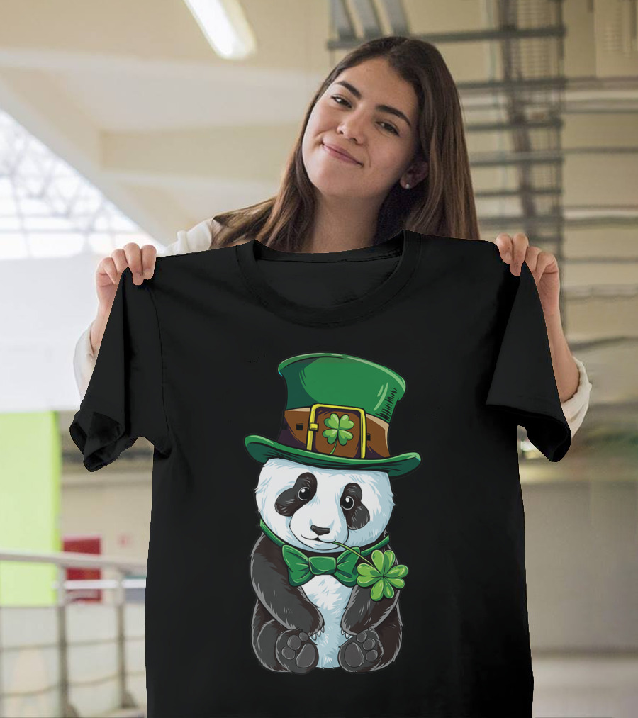 St Patricks Day Leprechaun Panda With Clover Cute Irish T-Shirt