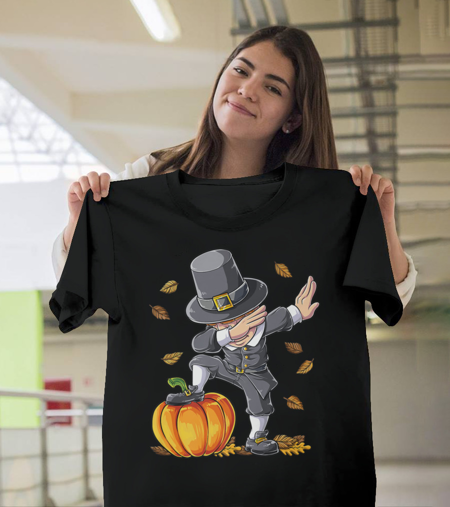 Thanksgiving Dabbing Pilgrim Boy Pumpkin Autumn Leaves T-Shirt