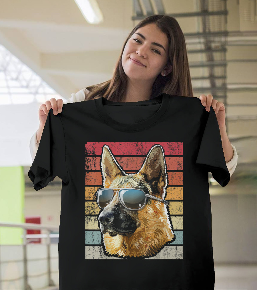 Retro Vintage German Shepherd Wearing Sunglasses T-Shirt