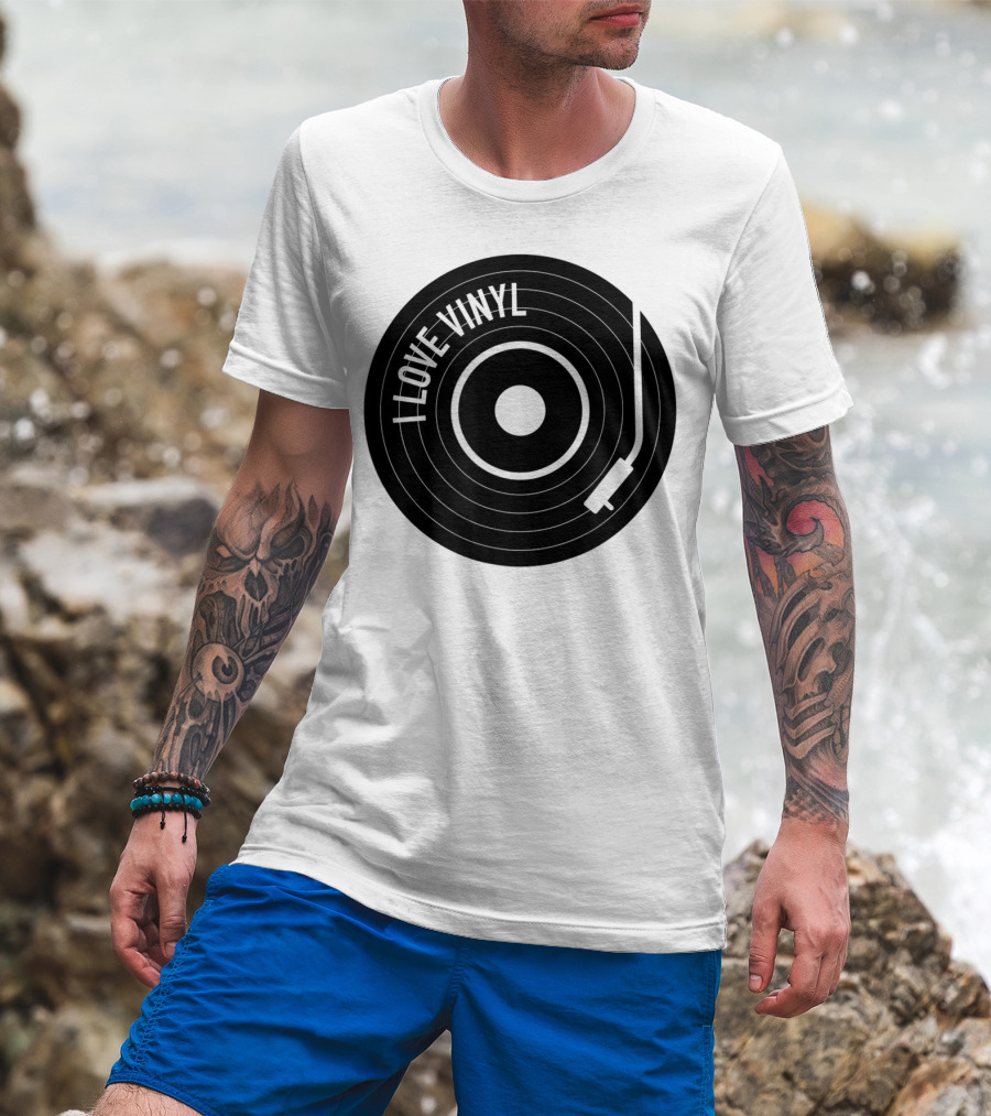 I Love Vinyl Record Player Vintage Music Enthusiast T-Shirt