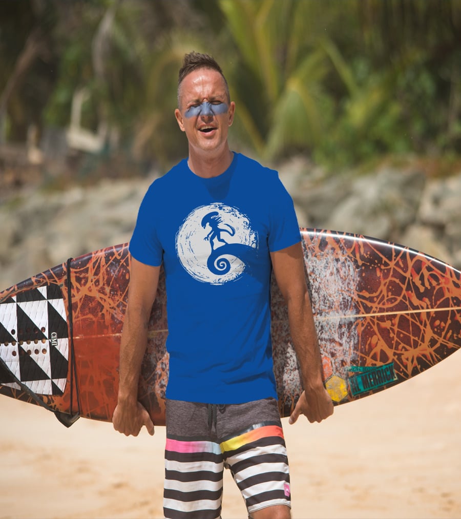 Nightmare On LV 426 Alien Meets Spiral Moon Scene T-Shirt