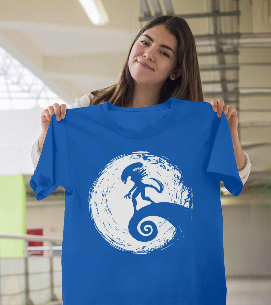 Nightmare On LV 426 Alien Meets Spiral Moon Scene T-Shirt