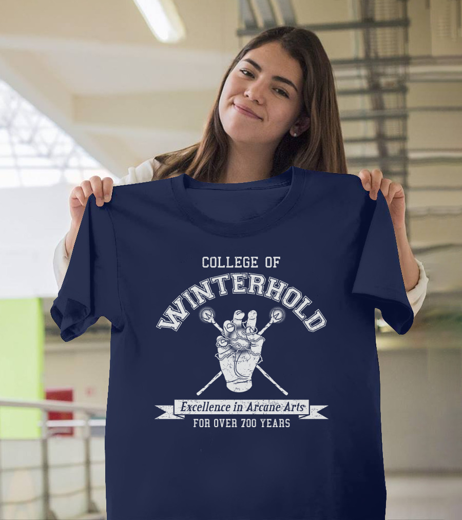 COLLEGE OF WINTERHOLD EXCELLENCE IN ARCANE ARTS FOR OVER 700 YEARS T-Shirt