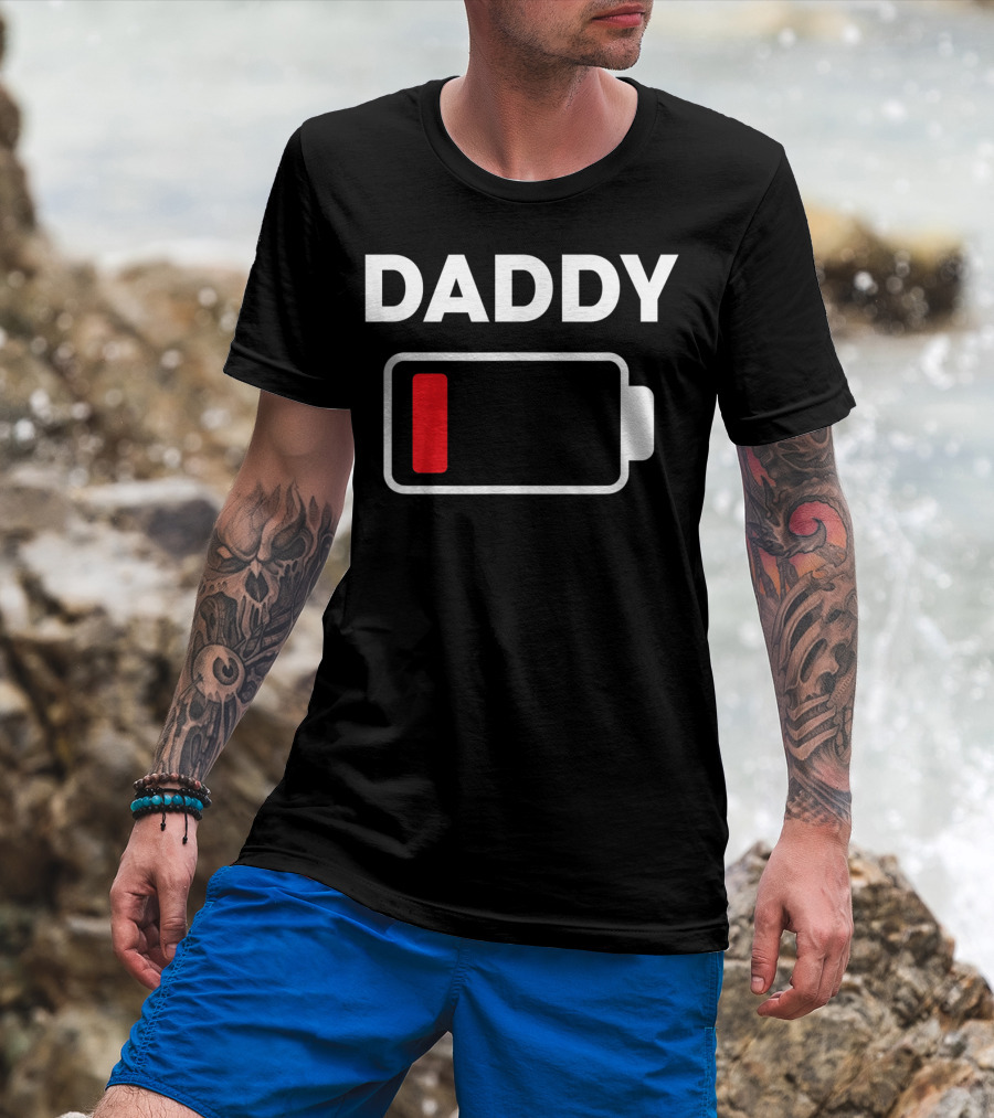 Daddy Low Battery Christmas Family Matching T-Shirt