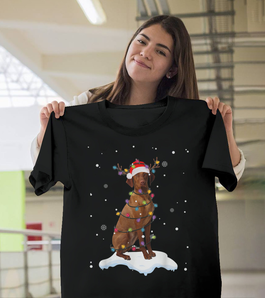 Vizsla Wrapped in Christmas Lights with Santa Hat and Antlers in Snow T-Shirt