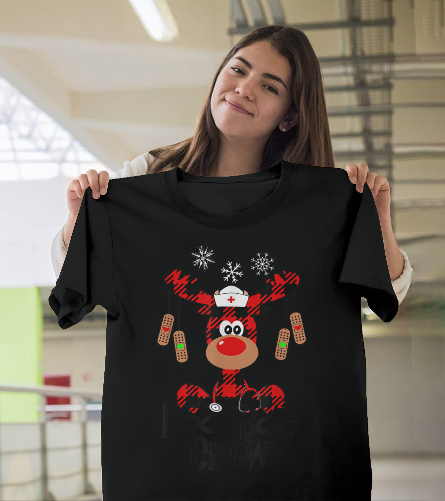 Boo Boo Crew Reindeer Nurse Christmas Buffalo Plaid Bandages Snowflakes T-Shirt