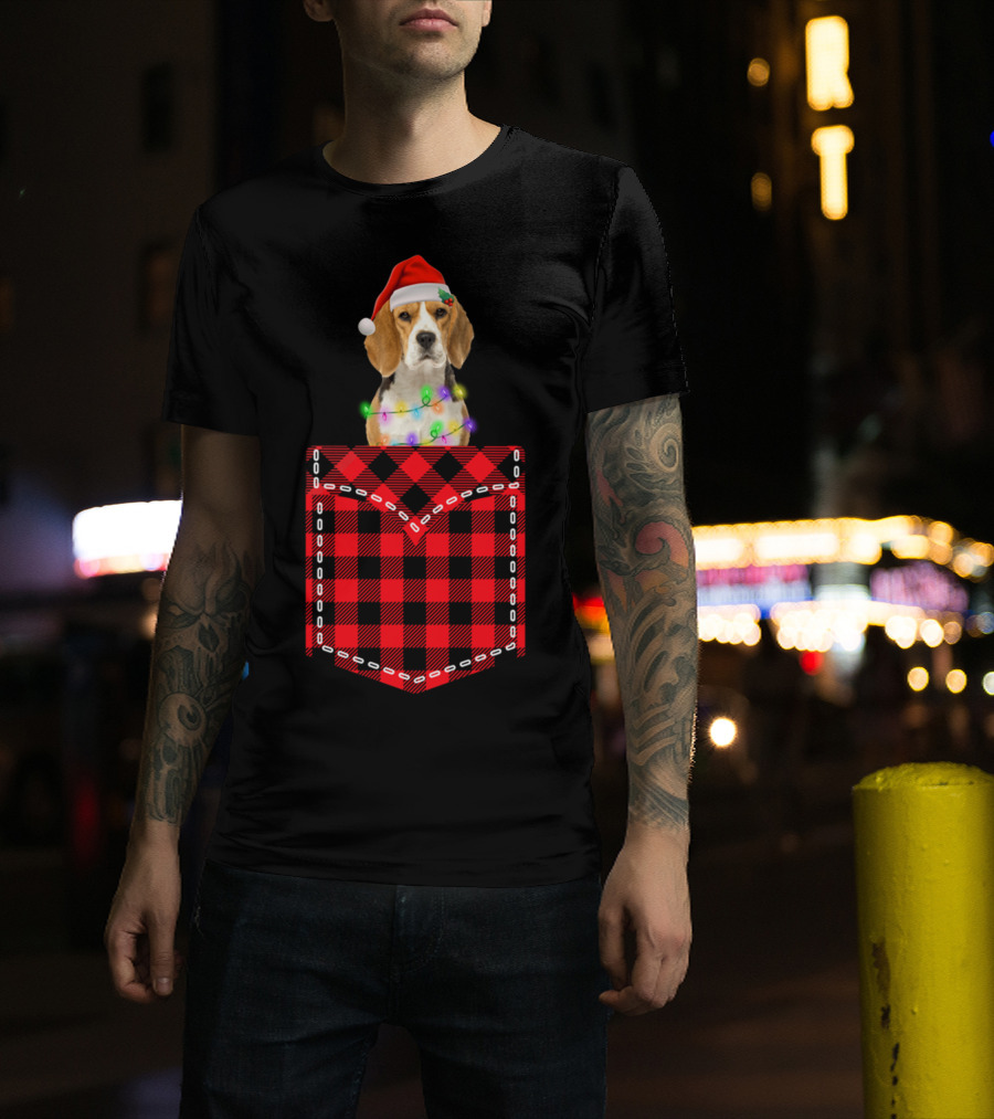 Funny Beagle Santa Hat Buffalo Plaid Xmas Lights In Pocket T-Shirt