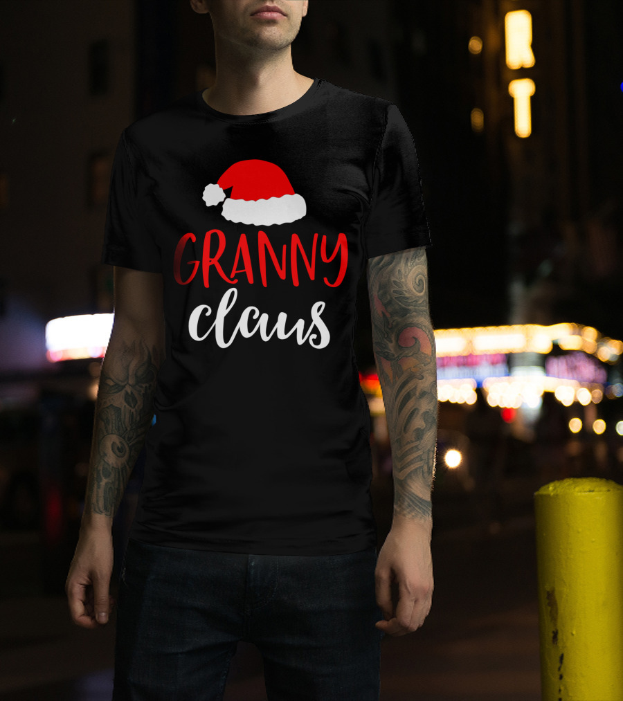 Granny Claus Christmas Santa Hat T-Shirt