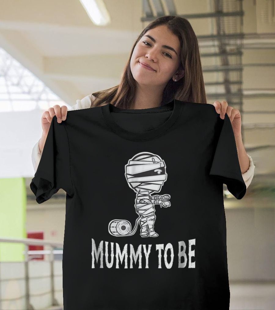 Halloween Mummy To Be Pregnancy Announcement T-Shirt