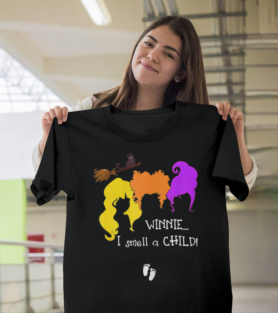 Winnie I Smell A Child Pregnancy Hocus Pocus Sanderson Sisters T-Shirt